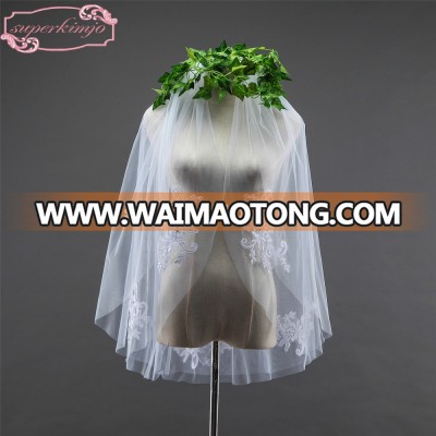 Short Wedding Veils Two Layers Lace Appliques White Soft Tulle Wedding Accessories Bridal Veils